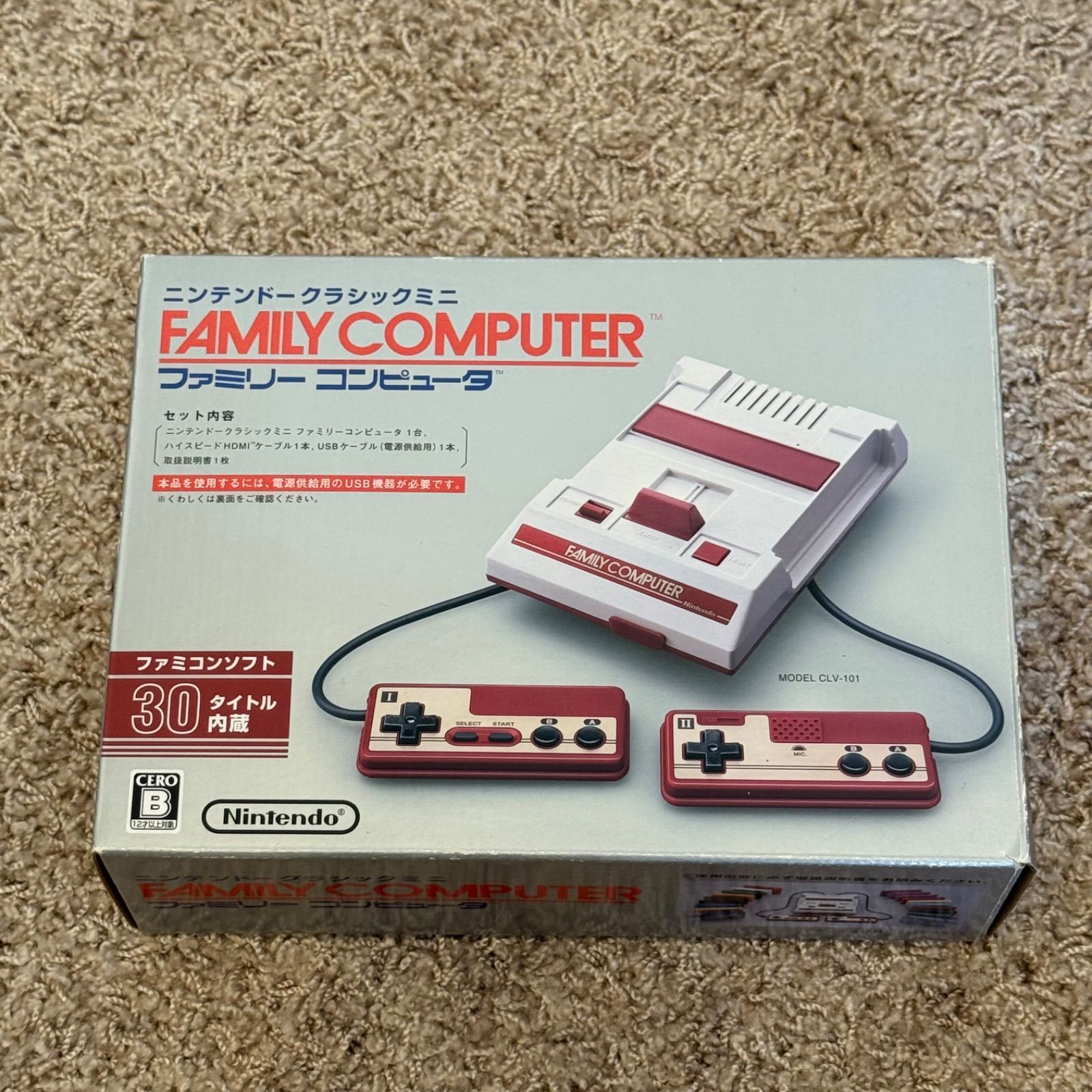 1-022 ニンテンドークラシックミニ ファミリーコンピュータ 箱付き