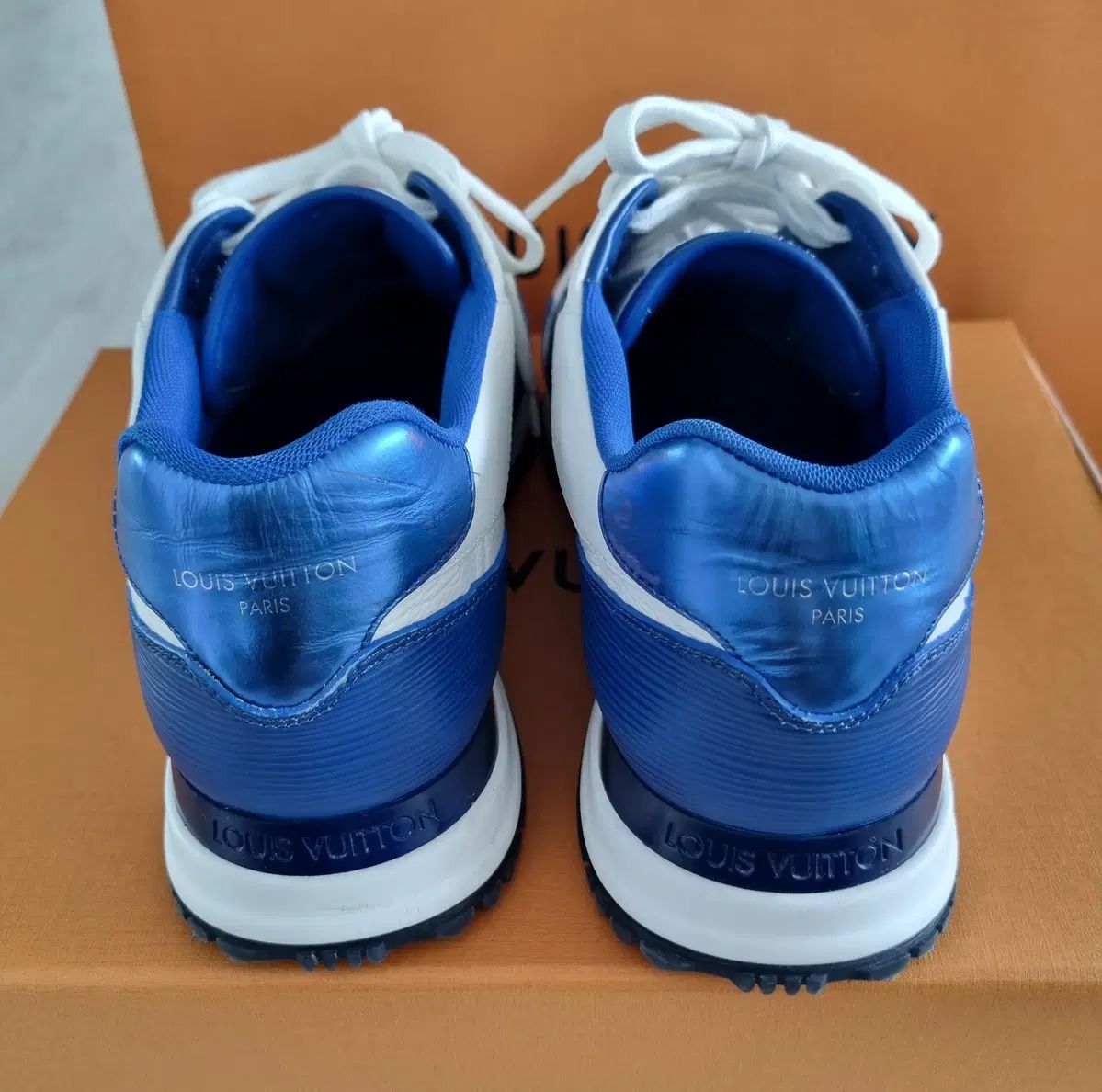  ルイヴィトン ランナウェイ スニーカー ブルー モデル スニーカー 靴