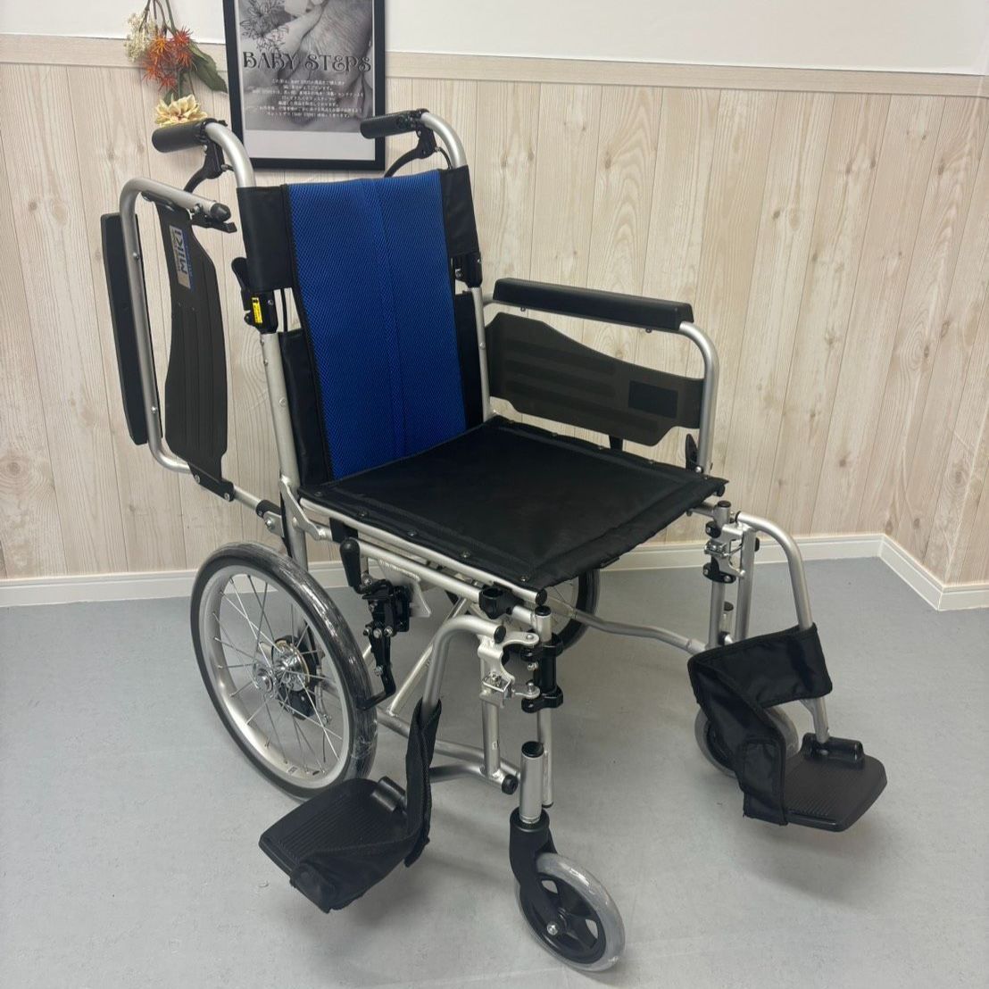 消毒済 中古 車椅子】すぐ使える車椅子 美品 BAL-4 バルシリーズ 介助