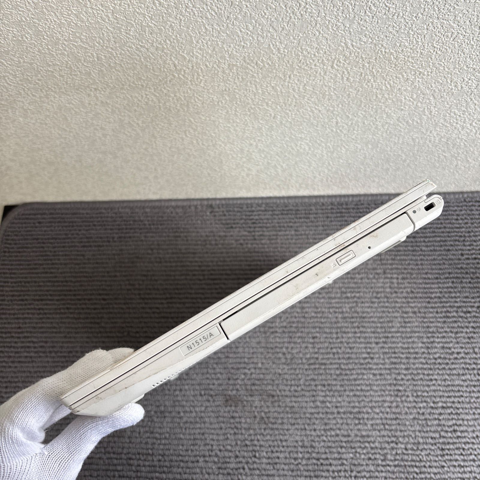 鶴屋様NEC Lavie N1515/A Athlon Silver 3050U NEC LAVIE N15 N1515/AA