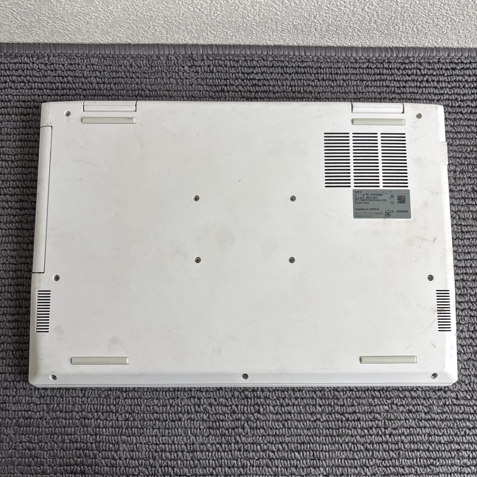 鶴屋様NEC Lavie N1515/A Athlon Silver 3050U NEC LAVIE N1515/A AMD Athlon Silver 3050U メモリ4GB SSD 256GB AC