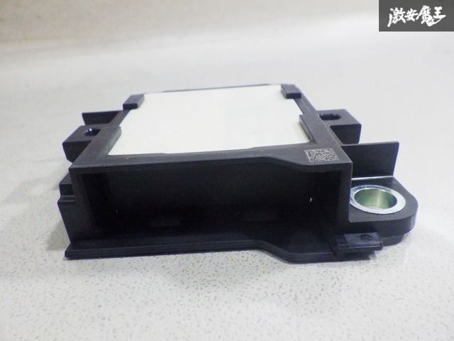 VNH レヴォーグ レボーグ 純正ミリ波 レーダー センサー VNH レヴォーグ レボーグ 純正ミリ波 レーダー センサー Yahoo