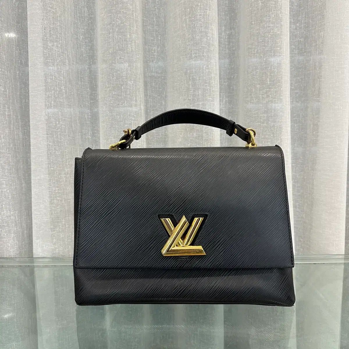 ルイヴィトン ツイスト ゴールド トップハンドル クロス ショルダーバッグ