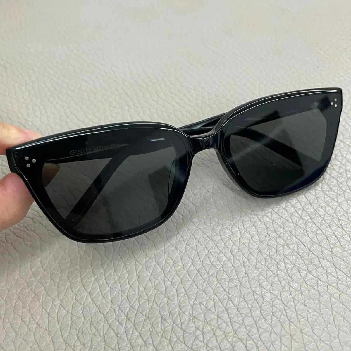 GENTLE MONSTER ジェントルモンスター NUMERE サングラス