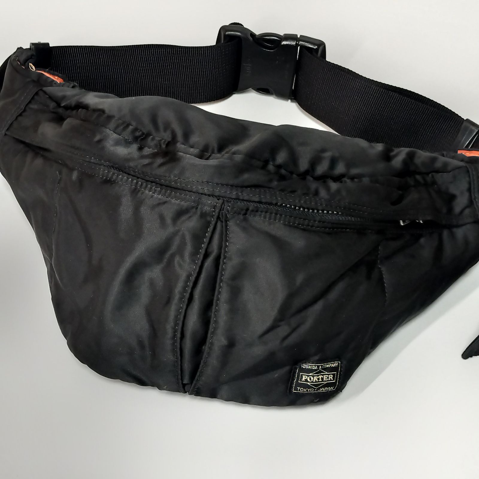 PORTER ポーター タンカー ボディバック ウエストバック 刺繍ロゴ ブラック|オレンジ 吉田カバン YKK 三日月型
