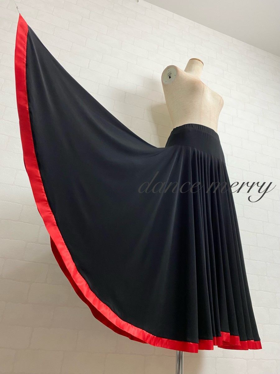 新品 パソドブレ スカート 赤 黒 タンゴ パソ フラメンコ 9119 - メルカリ