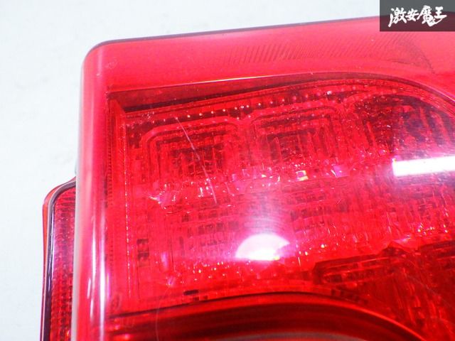 破損無し！】ダイハツ純正 LA600S LA610S タント LED テール