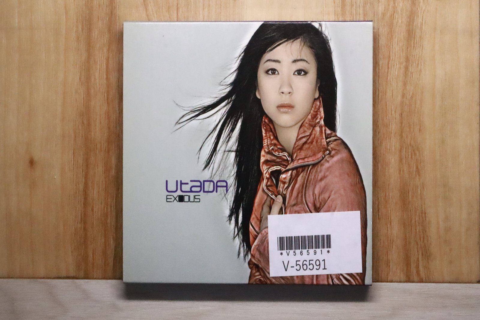UTADA　Exodus　海外盤CD　2枚　宇多田ヒカル UTADA Exodus 海外盤CD 2枚 宇多田ヒカル UTADA Exodus 海外盤CD 2枚