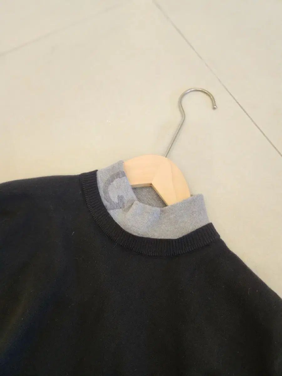 韓国国内すぐ配送)メンズ G FORE(ジーフォア) モクネック 防風ニット