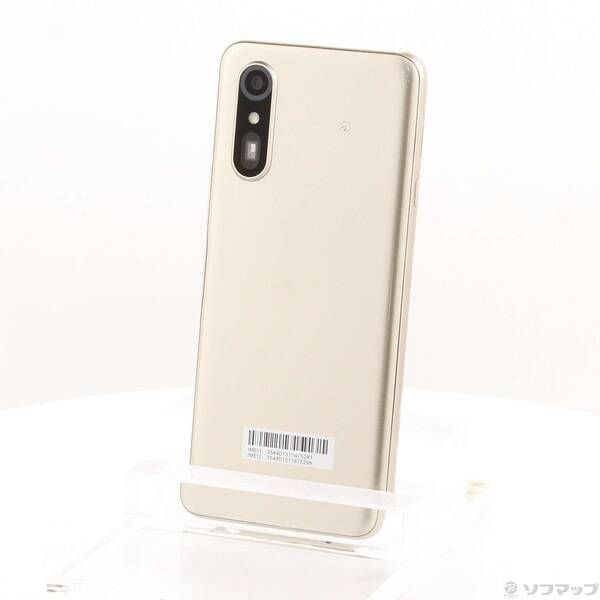 〔 品〕 らくらくスマートフォン a 64 GB ゴールド 401 FC Y!mobile 368
