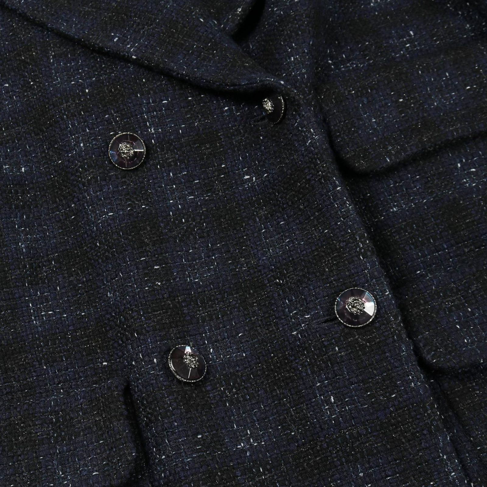 シャネル CHANEL ビジューライオンボタン イリディッセント ウール  