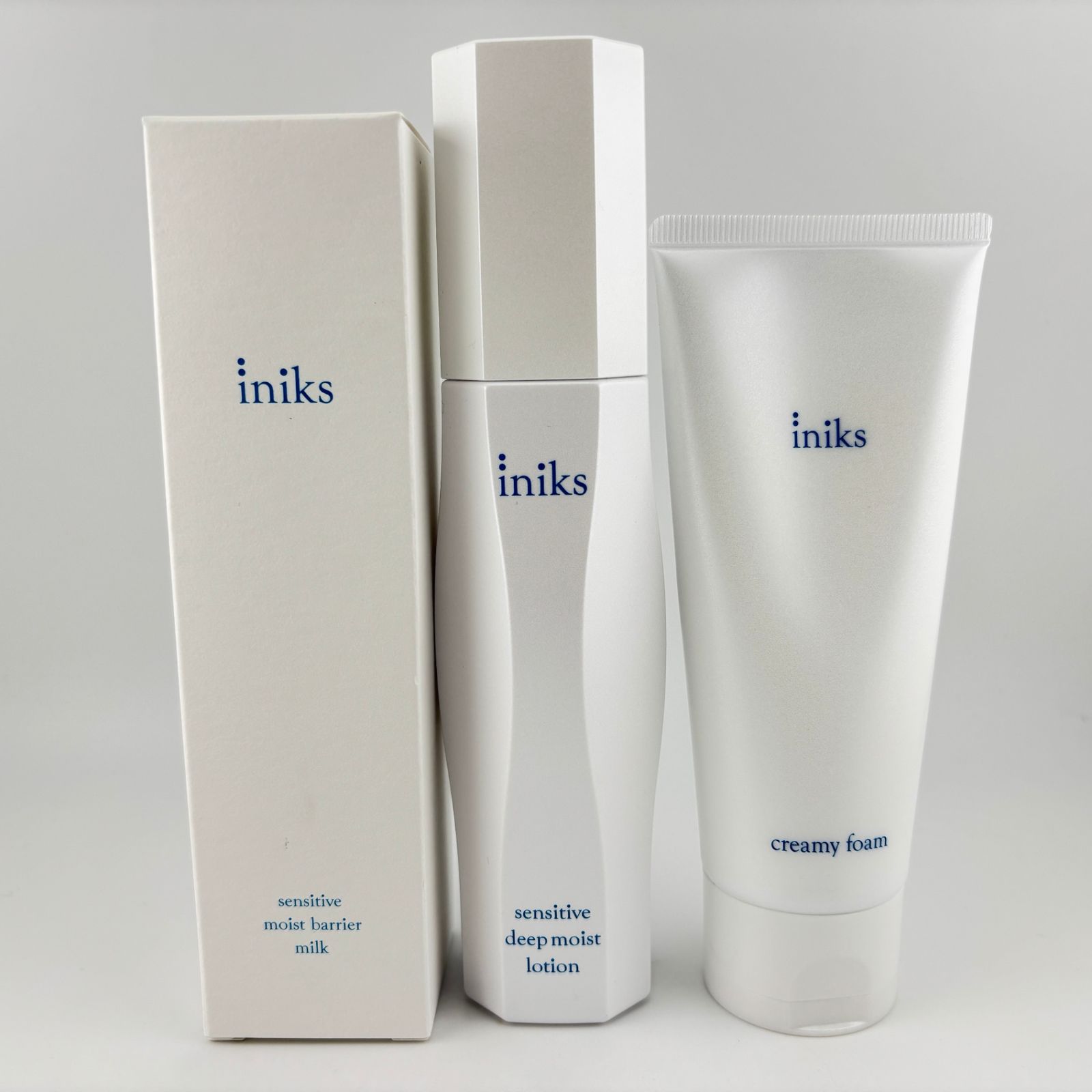 ☆iniks ウォッチパウダー＆ローション＆ミルク＆クリーム 〈4点