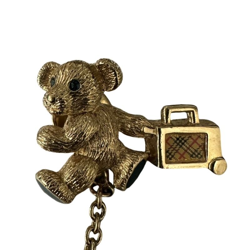 Burberrys　バーバリー　くま　ベア　飛行機　ピンバッジ　40371 Burberrys バーバリー くま ベア 飛行機 ピンバッジ 40371 - メルカリ