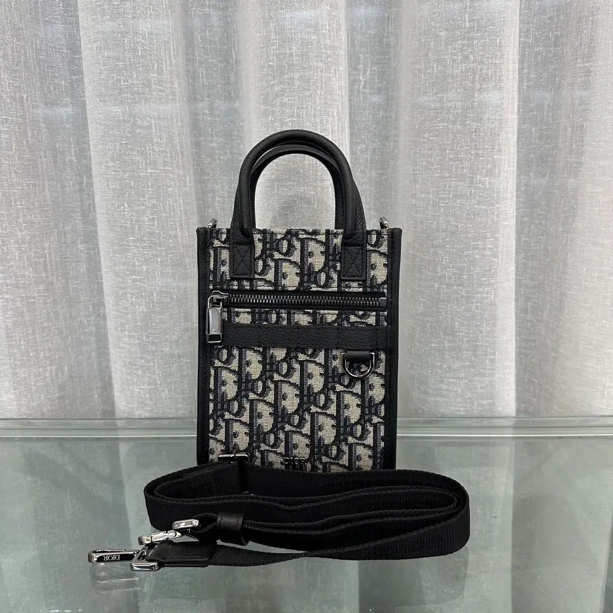 ディオール サファリ ノース サウス トート クロスバック