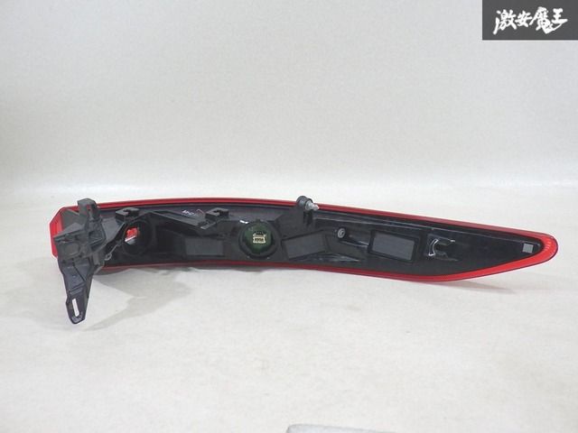 LED点灯OK】 トヨタ 純正 MXUA80 80 ハリアー LED テールライト