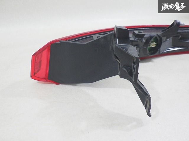 LED点灯OK】 トヨタ 純正 MXUA80 80 ハリアー LED テールライト