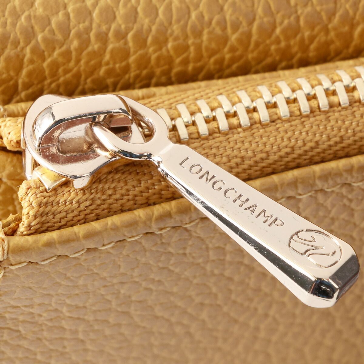 コンパクトウォレット ミュスカド