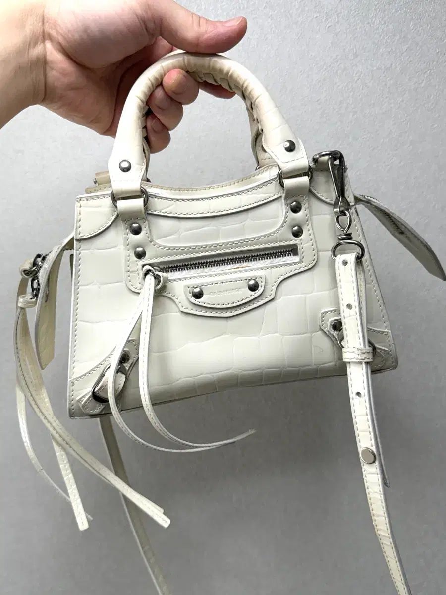 在庫処分 BARENCIAGA バレンシアガ NEO ネオ モーターバッグ ミニ クロスバッグ