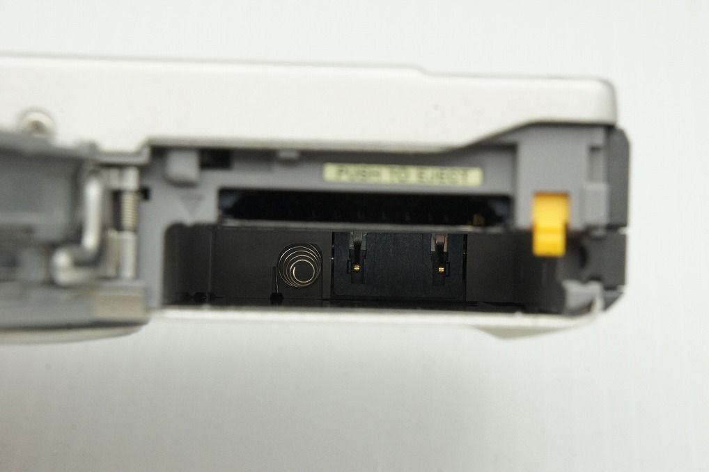  フジフィルム FinePix F 60 fd コンパクトデジタルカメラ シルバー ケース付 260105 k コンパクトデジタルカメラ デジタルカメラ