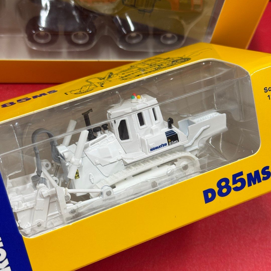 □KOMATSU コマツ 株主優待 ミニチュア ミニカー 2点セット まとめ売り