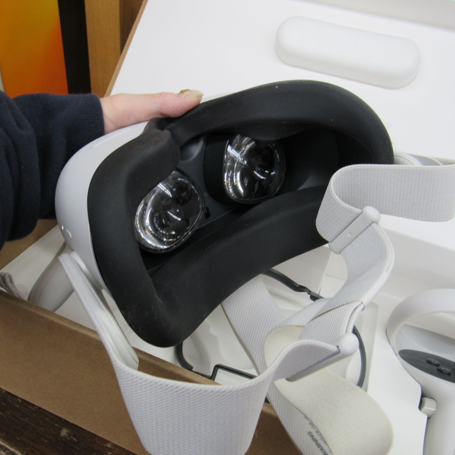 oculus QUEST2 128GB VR 中古 エキスパート藤沢辻堂店 - メルカリ