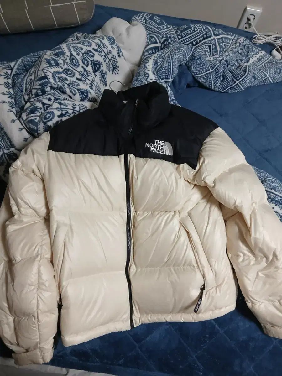 THE NORTH FACE ザノースフェイス 1996 エコー Nuptse ヌプシ ジャケット クリーム large₍ラージ