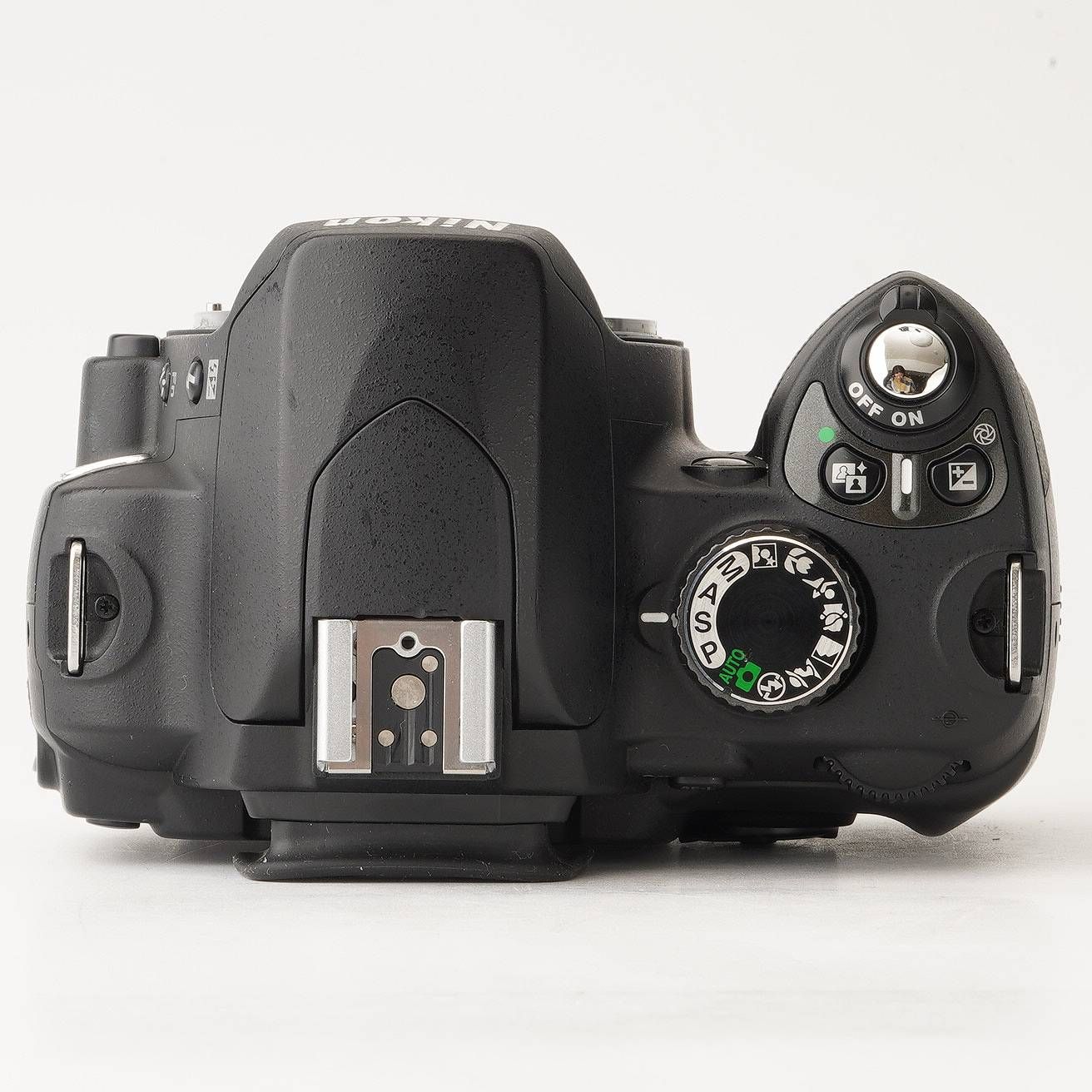 ニコン Nikon D60 / AF-S DX NIKKOR 18-55mm F3.5-5.6G VR Black