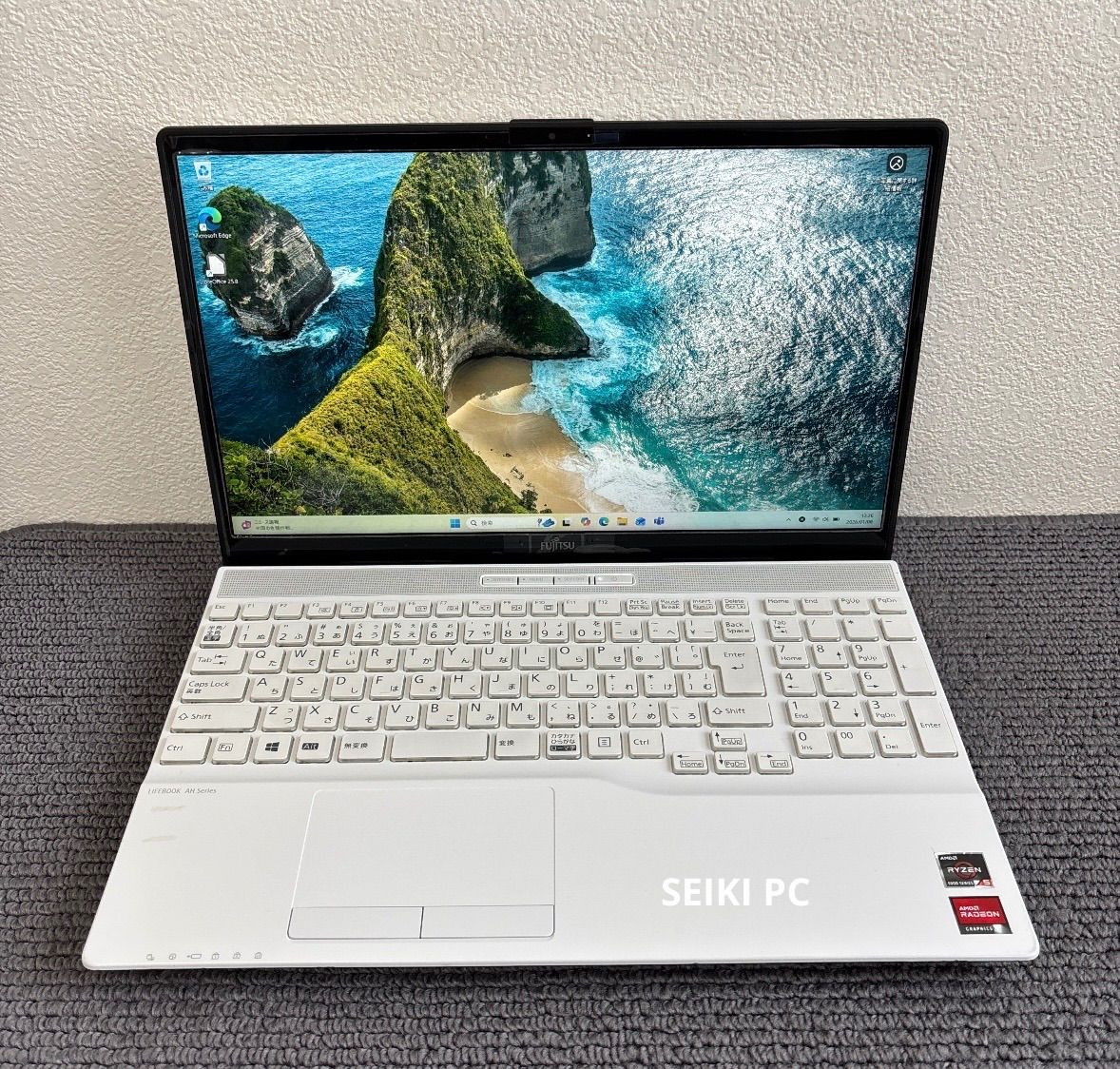 富士通lifebook AH 450|G AMD Ryzen 5 5500 U メモリ8 GB SSD 256 AC付き Win 11