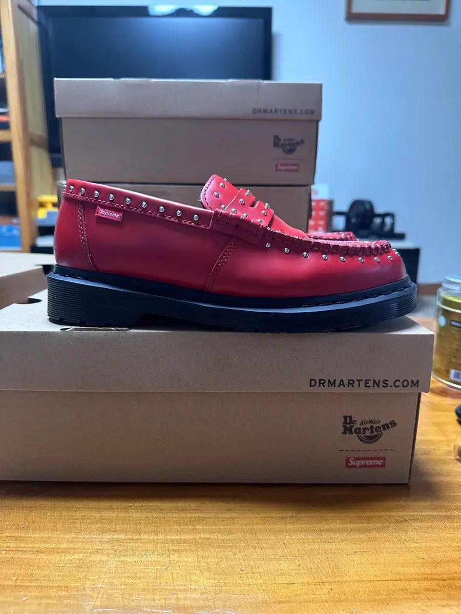 ローファー レッド