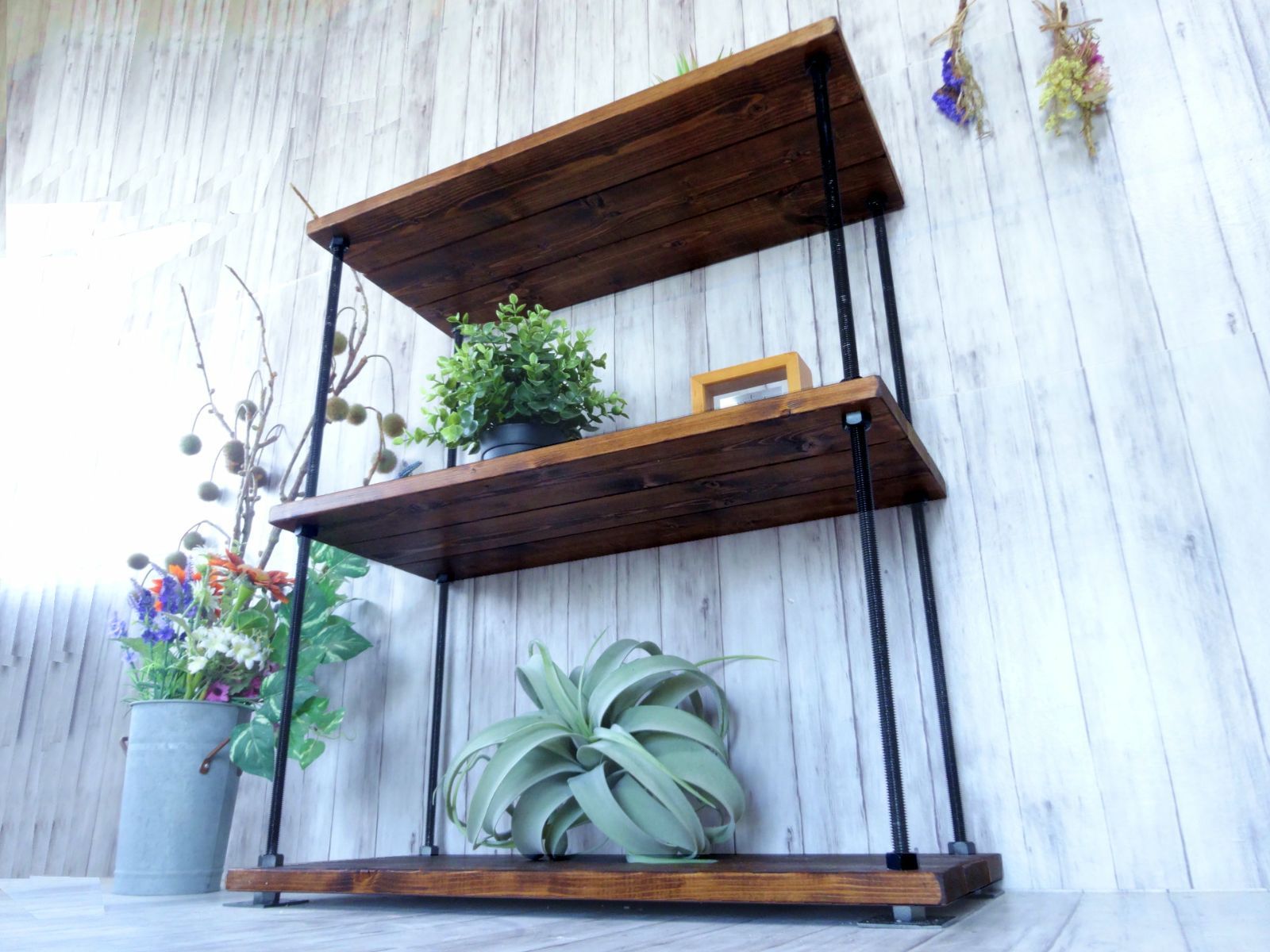 ダークチーク色