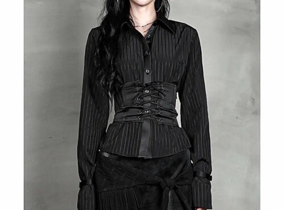 DARLING YOU ARE BAD 新 サテン コルセット シャツ