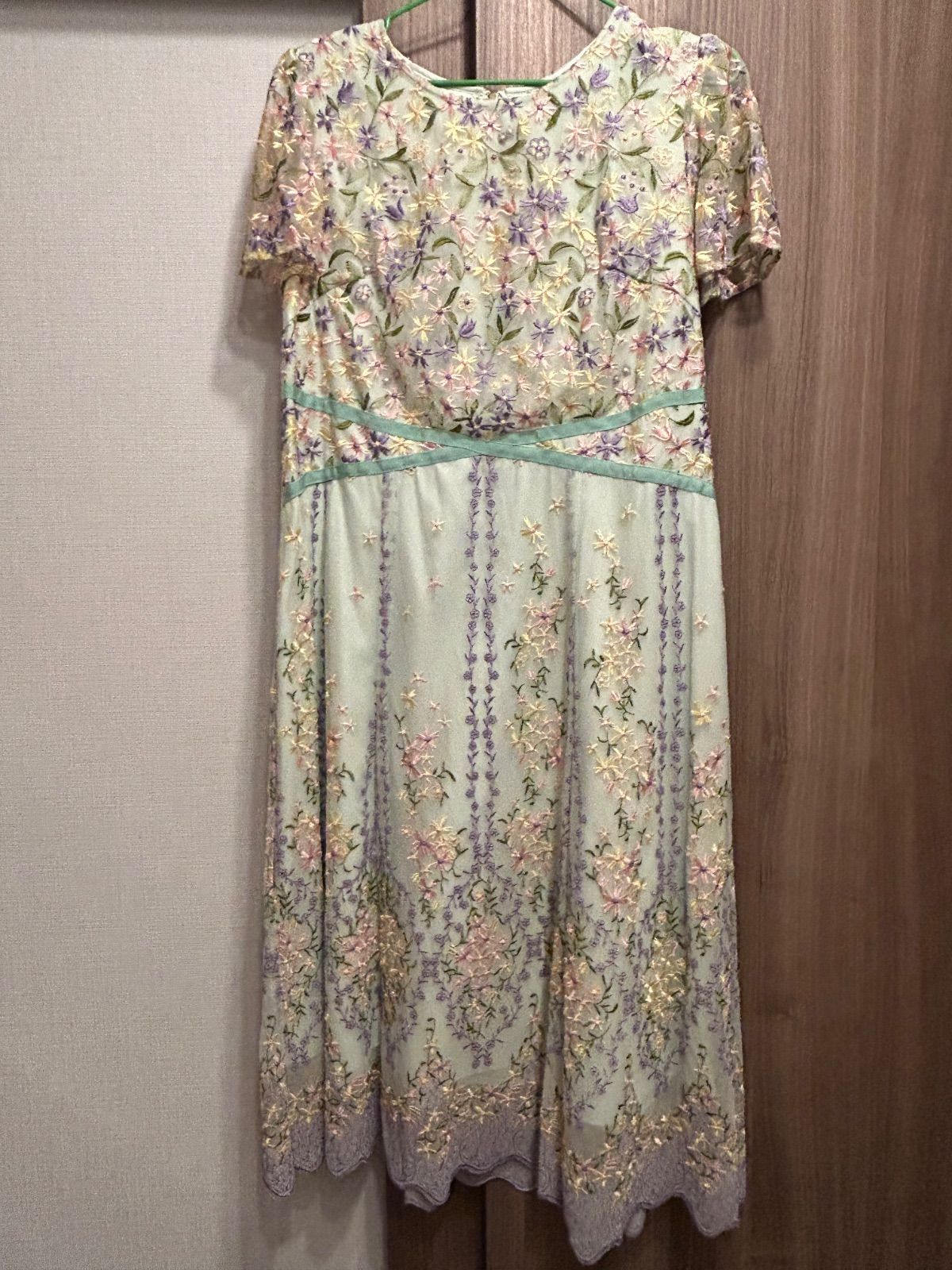 Rose Tiara Jewel チュールフラワークロスリボンワンピース42