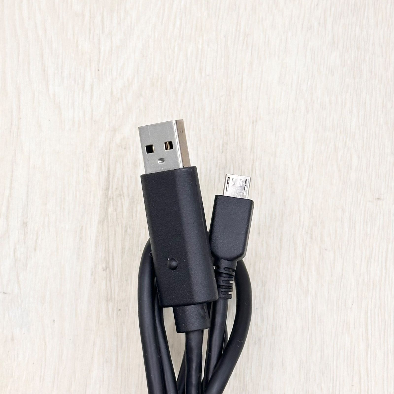 Panasonic LUMIX DC-GF10 ボディ　充電ケーブル付 Panasonic LUMIX DC-GF10 ボディ 充電ケーブル付 Amazon.co.jp