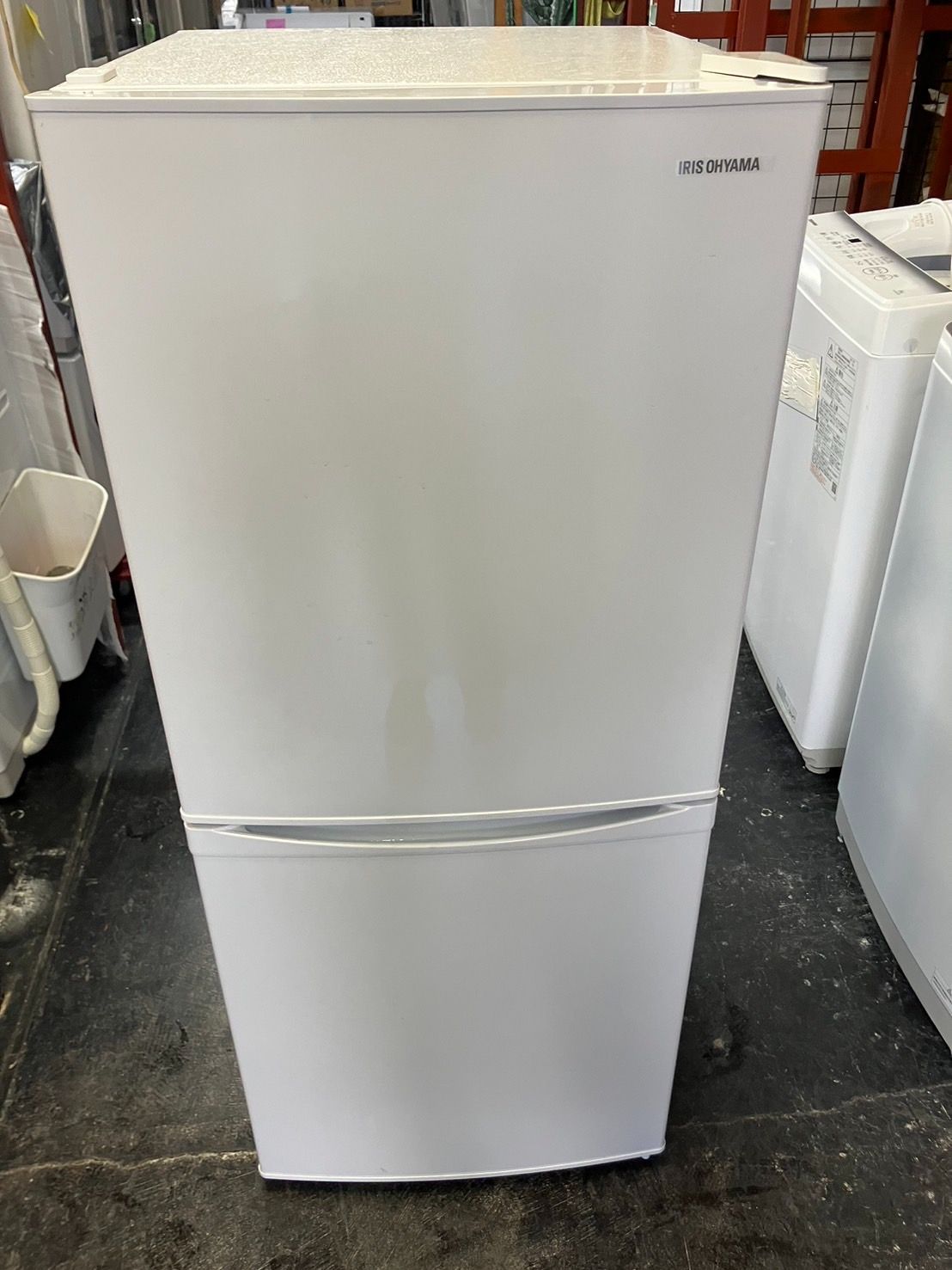 大阪引取 IRIS OHYAMA 冷蔵庫 IRSD-14 A-W 142 L
