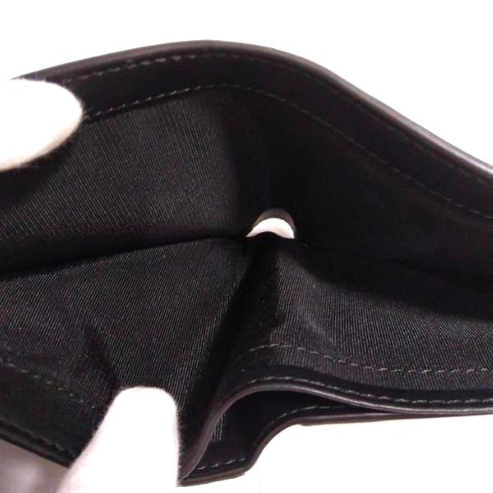 レザー ブラック