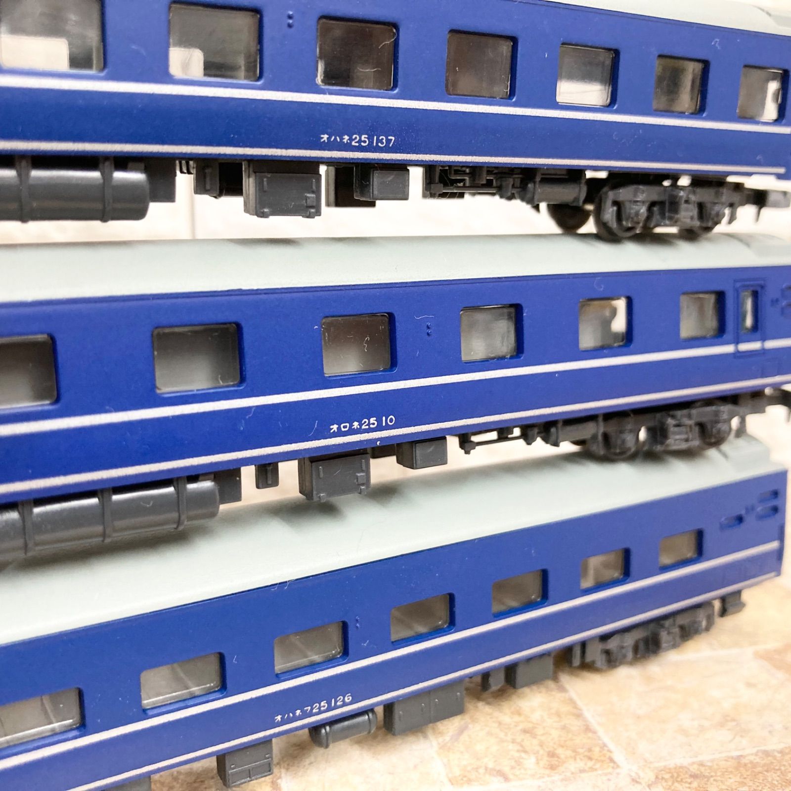 動作確認済み】TOMIX 92006 国鉄EF65-1100 24系25形寝台特急 ブルー