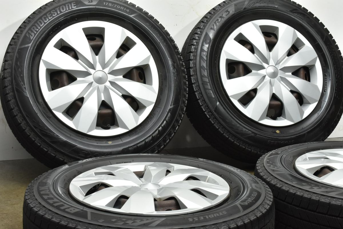 スタッドレス トヨタ NCP 130 ヴィッツ ジュエラ 14 in 5 J 39 PCD 100 ブリヂストン ブリザック VRX 3 175|70 R ヤリス アクア