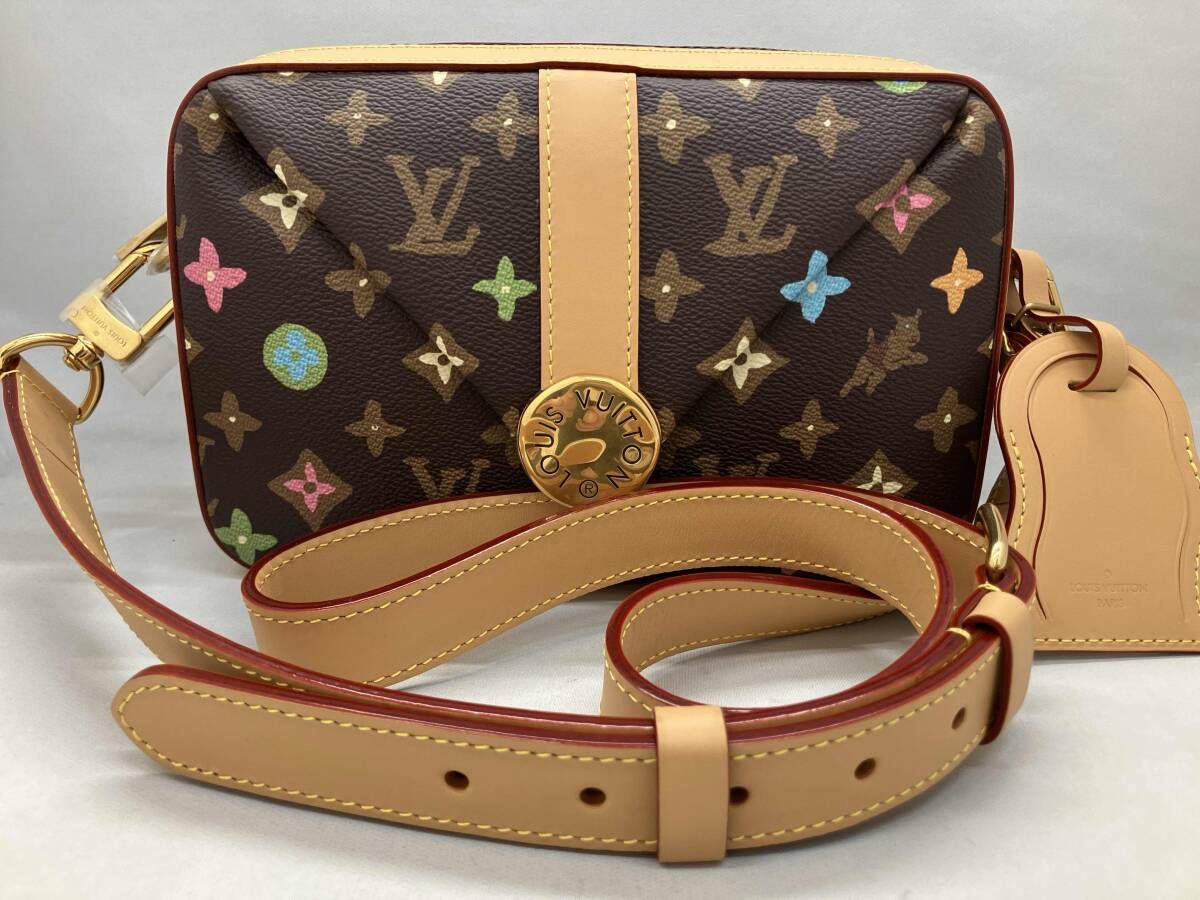 LOUIS VUITTON ルイヴィトン モノグラム クラギー エンベロップ メッセンジャー M 24820 バッグ ショルダーバッグ 犬 茶 ブラウン