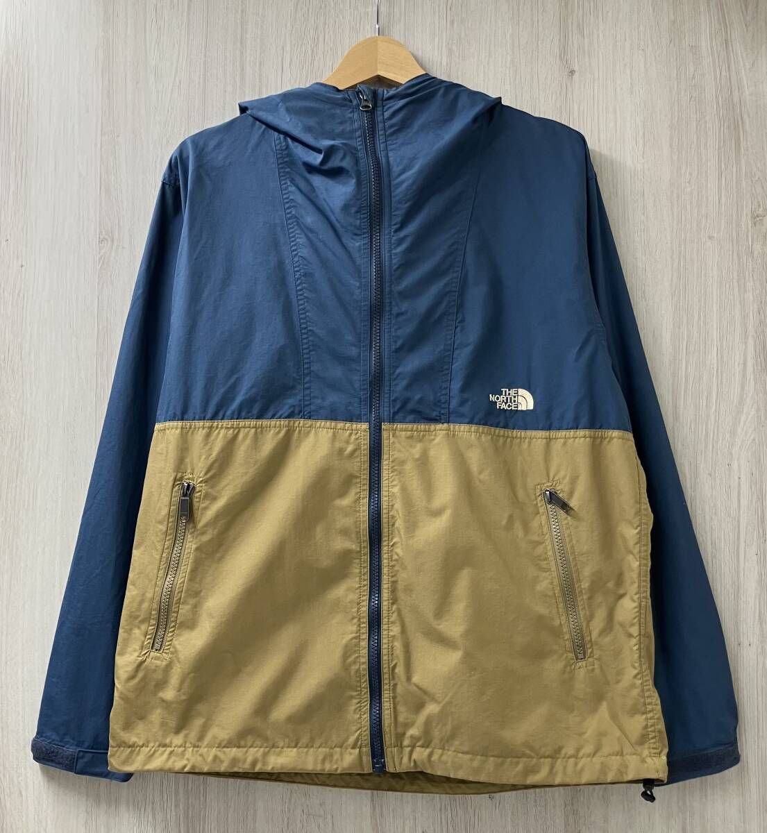 THE NORTH FACE ザ ノースフェイス NP 71830 ナイロン ジャケット サイズM ブルー × オーカー