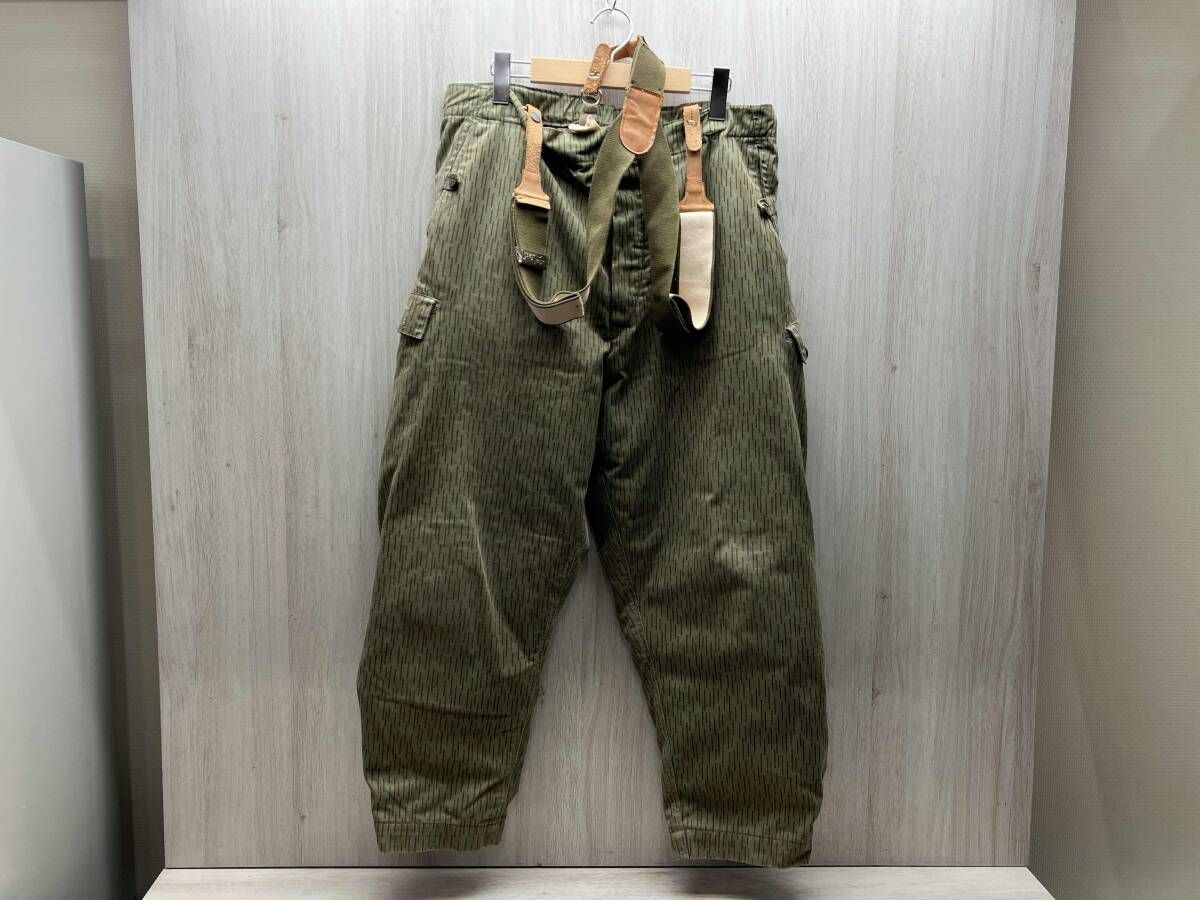 旧東ドイツ軍 レインドロップカモフラージュカーゴパンツ ミリタリー Extra Stark サスペンダー 中綿 古着 ヴィンテージ 48