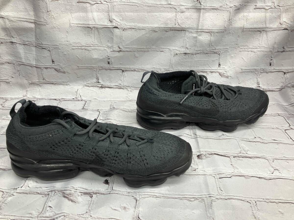 NIKE スニーカー