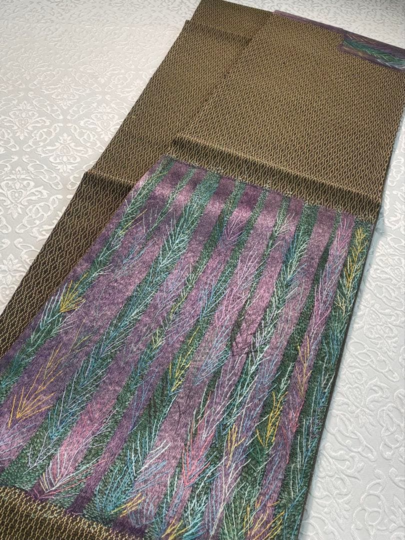 乱針刺繍 蘇州刺繍 袋帯 未使用品 金糸 正絹 お太鼓柄 SA073 - メルカリ