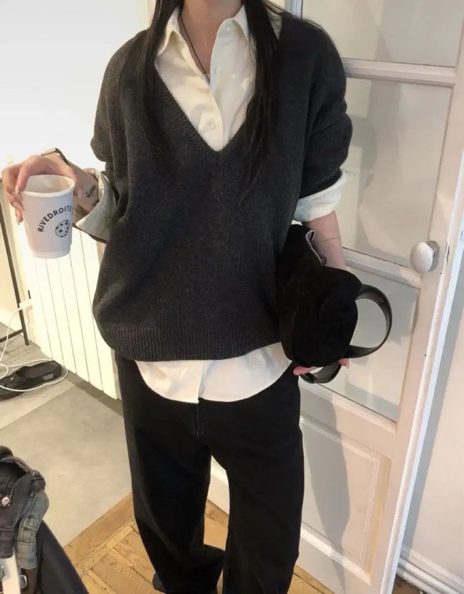 ルバター Vネック ニット ウール100 レイヤード