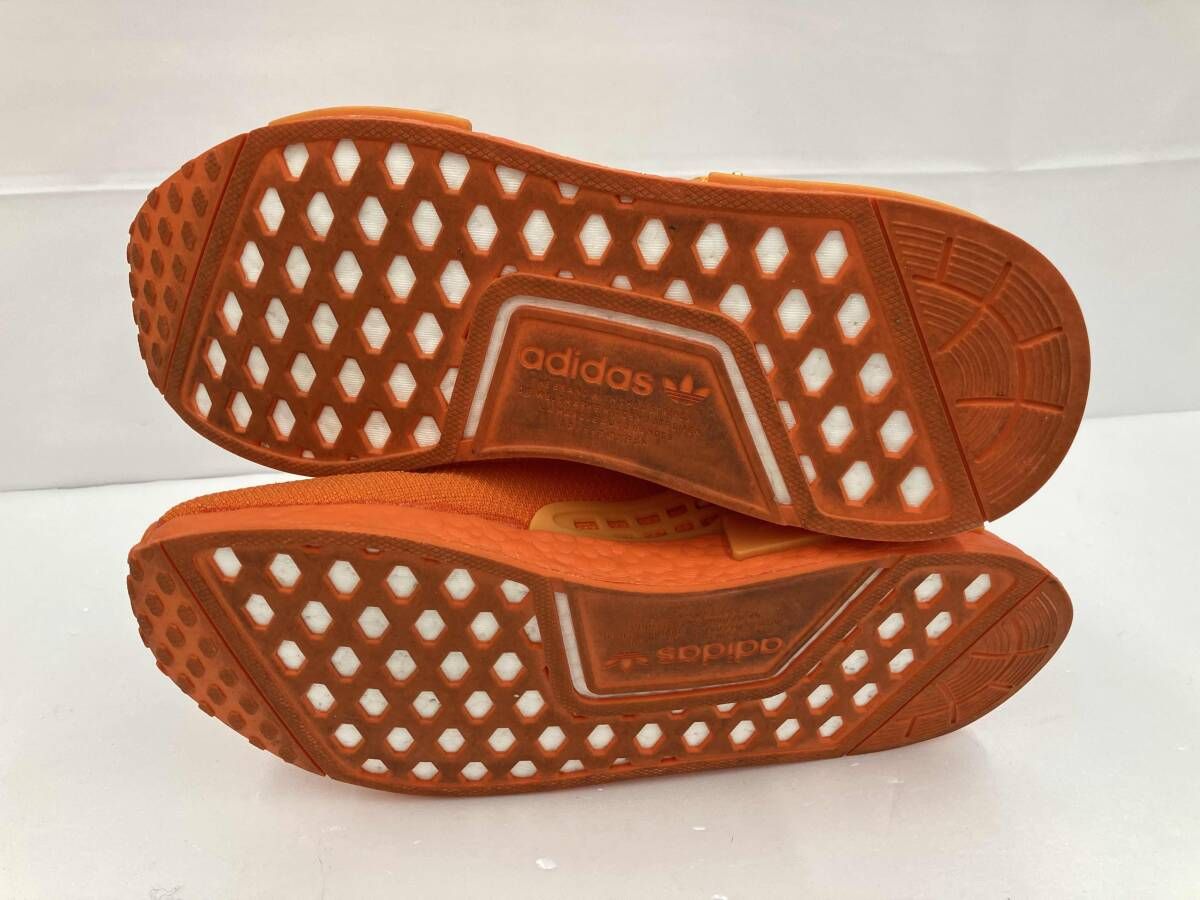 アディダス×ファレル ウィリアムス