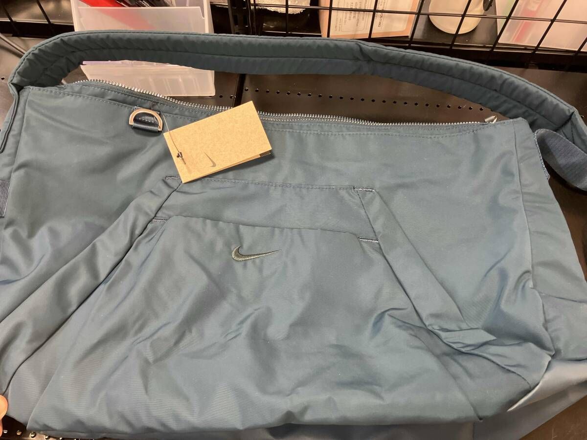 NIKE|トートバッグ|HV 1193-478 ONE ネイビー