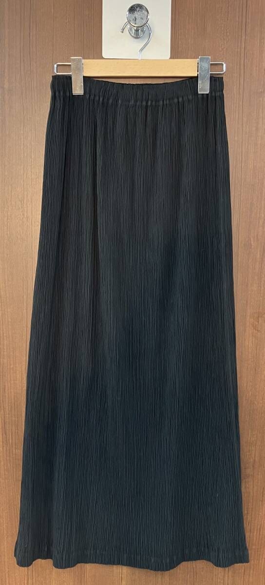 ISSEY MIYAKE FETE プリーツロングスカート 02 ブラック イッセイミヤケ レディース