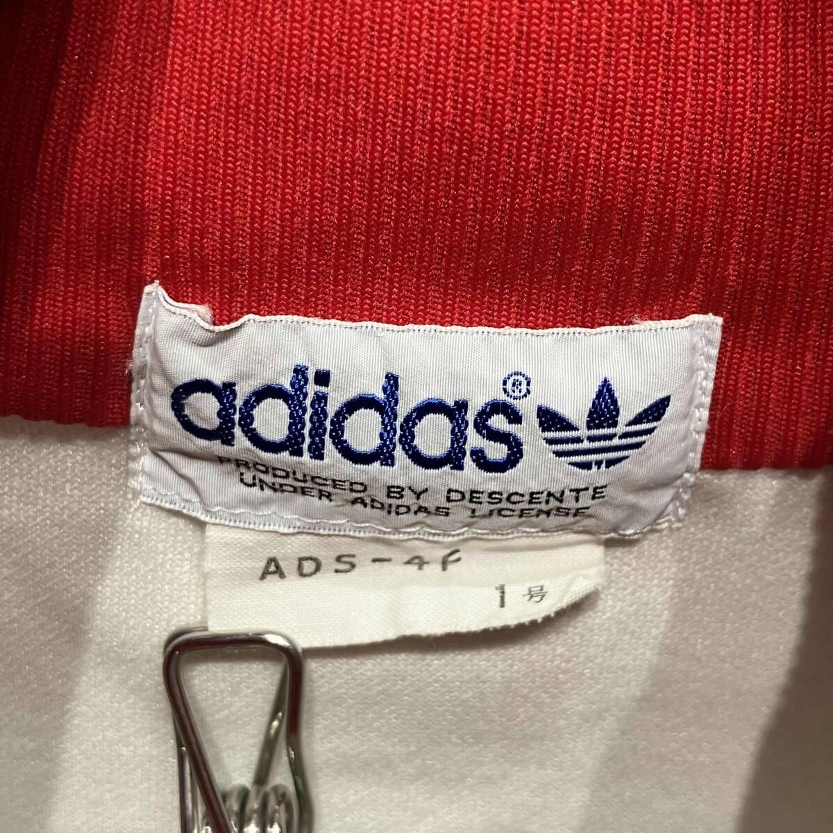 adidas デサント トラックジャケット ホワイト レッド 中古・古着通販】adidas (アディダス) 70s デサント製 トラック