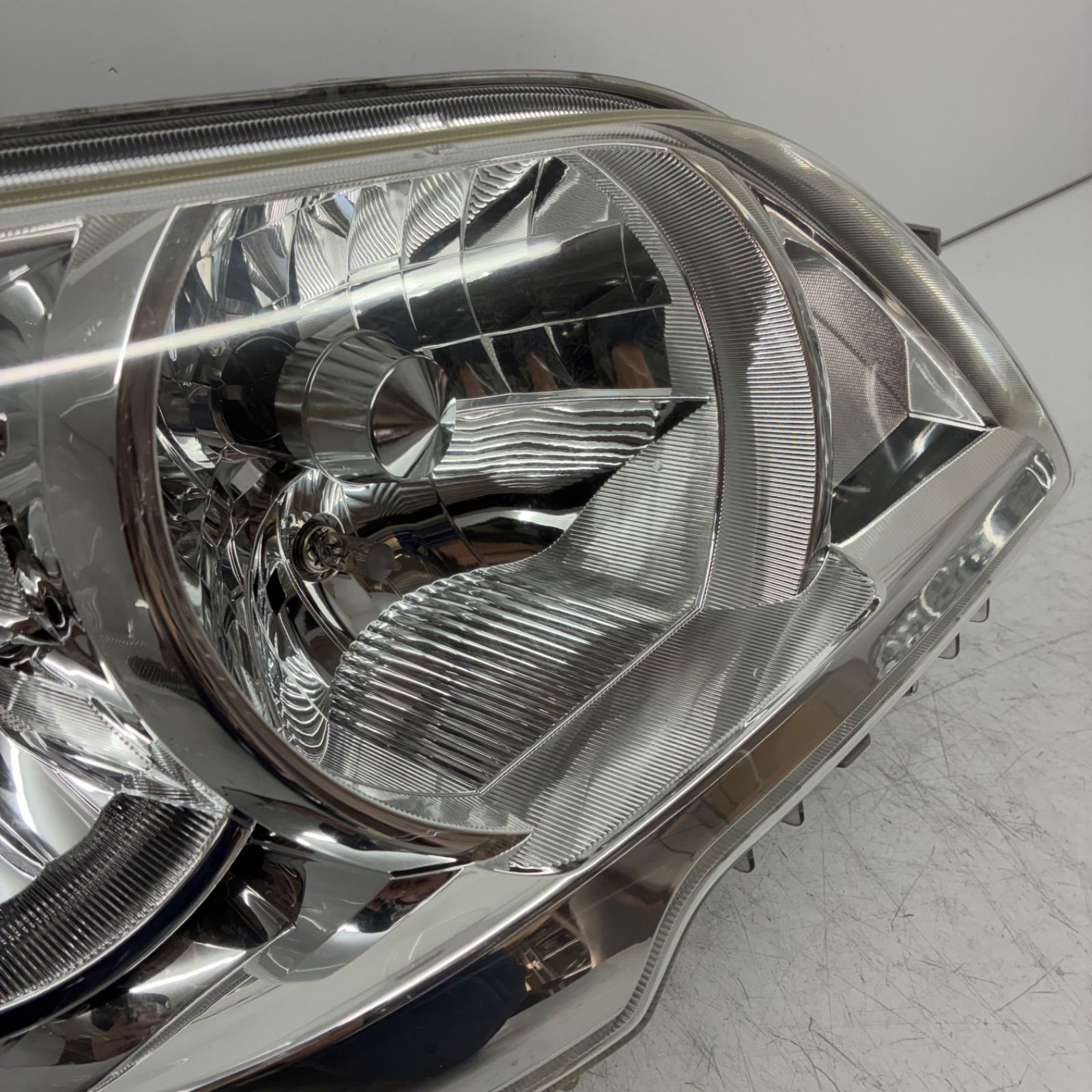 美品【コーティング済】L455S L465S タント エグゼ カスタム ヘッド