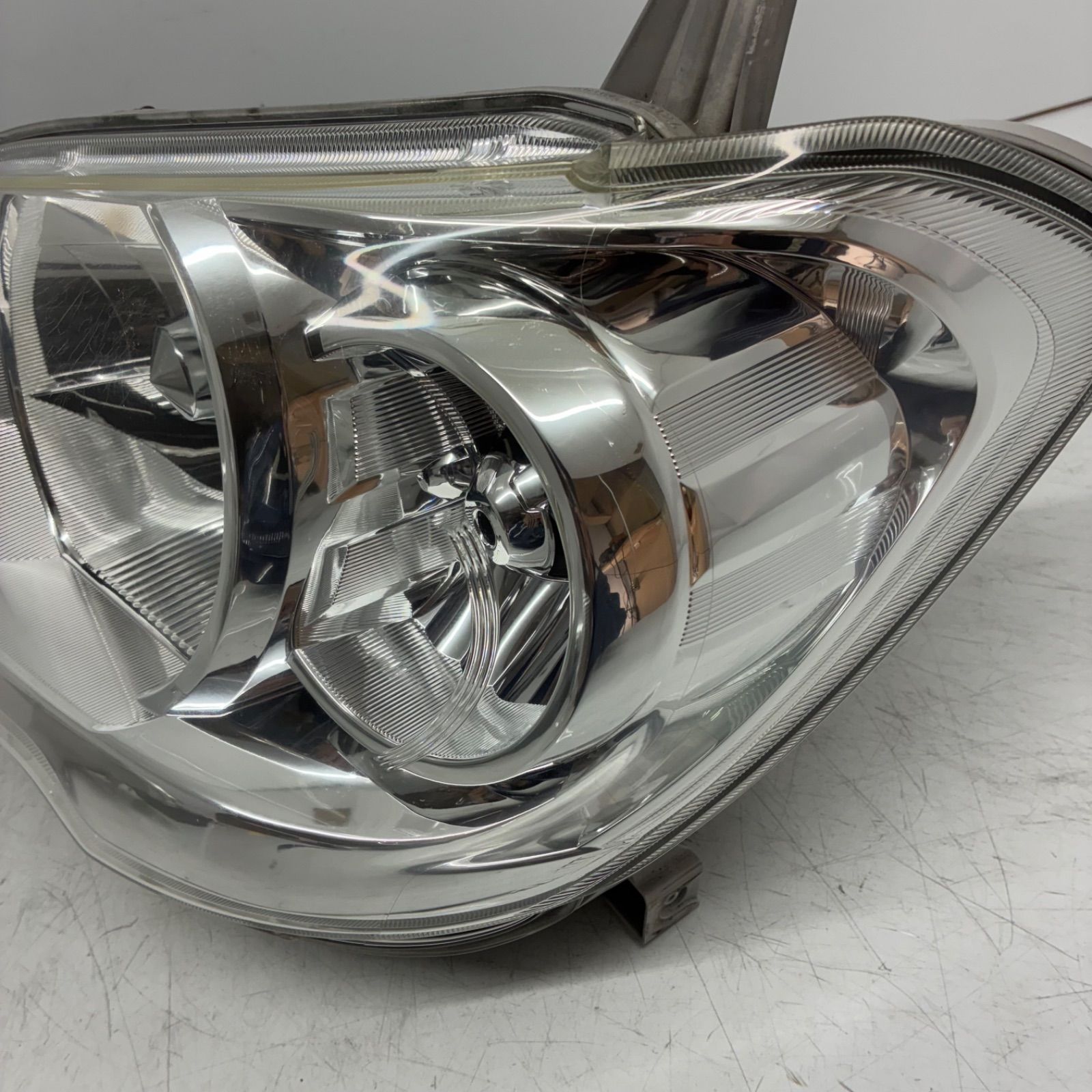 美品【コーティング済】L455S L465S タント エグゼ カスタム ヘッド