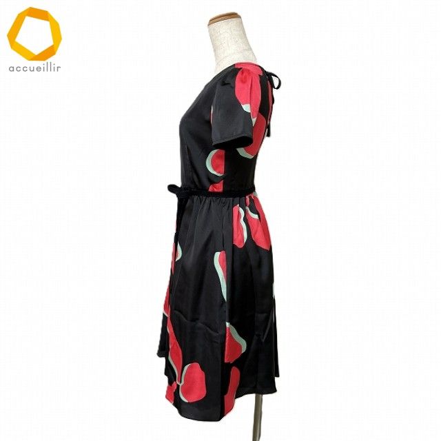 snc エンポリオアルマーニ ワンピース 36 黒 赤 緑 半袖 タグ付き レディース 929327